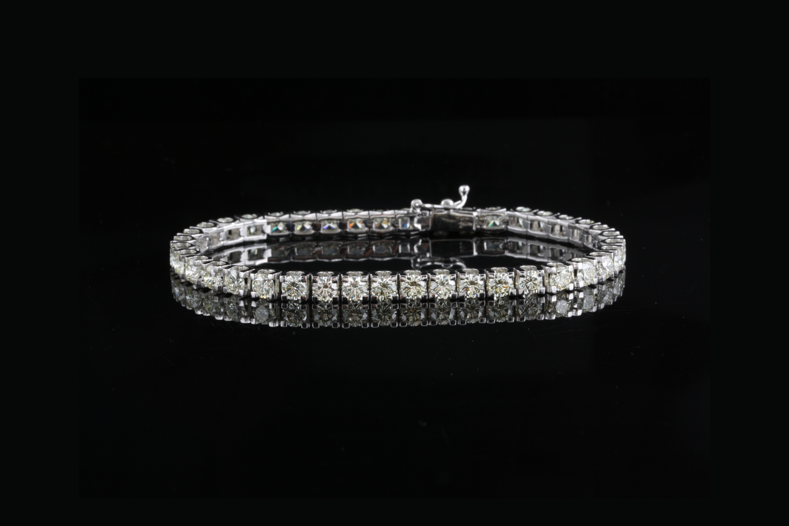 high jewellery diamond bracelet