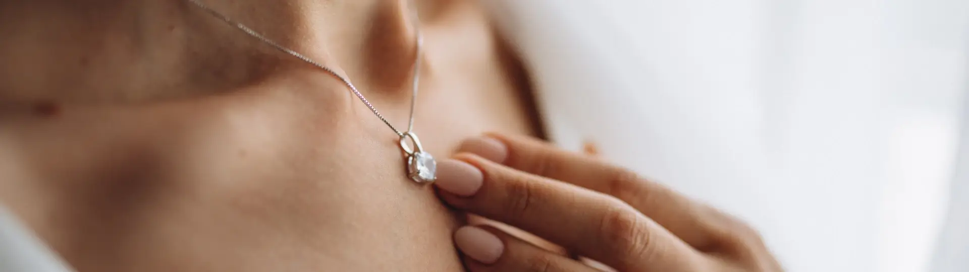 row-title high jewellery necklace