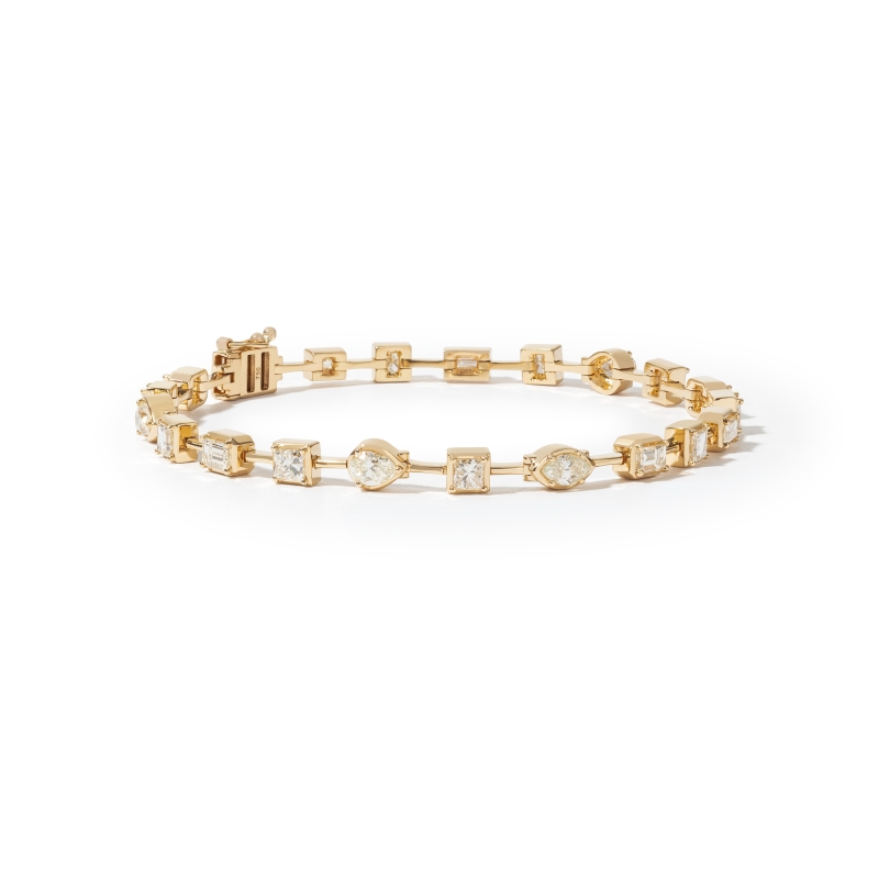 The Diamonds in Gold Bracelet